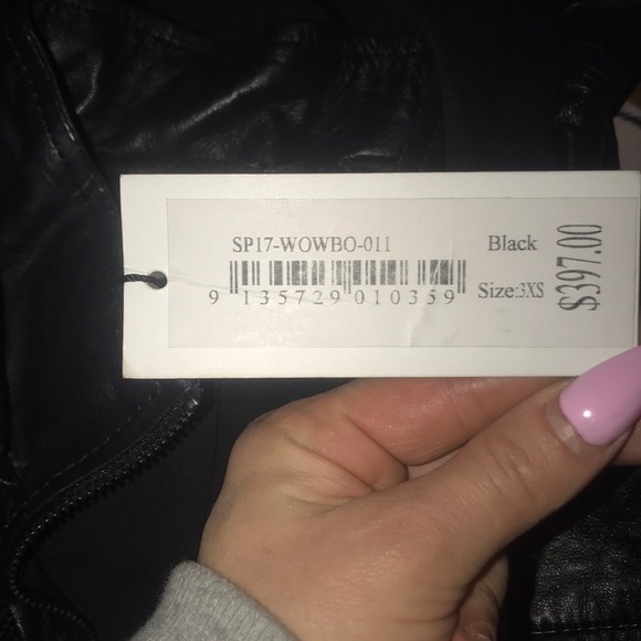 Danier Leather Jacket With Removable Hood - Picture 7 of 7